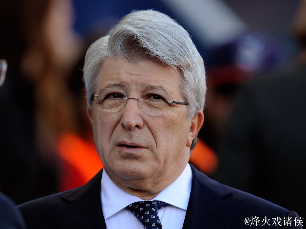 老佛爷:内格雷拉案理应被公正处理,相关机构让皇马独自面对 老佛爷:内格雷拉案理应被公正处理,相关机构让皇马独自面对